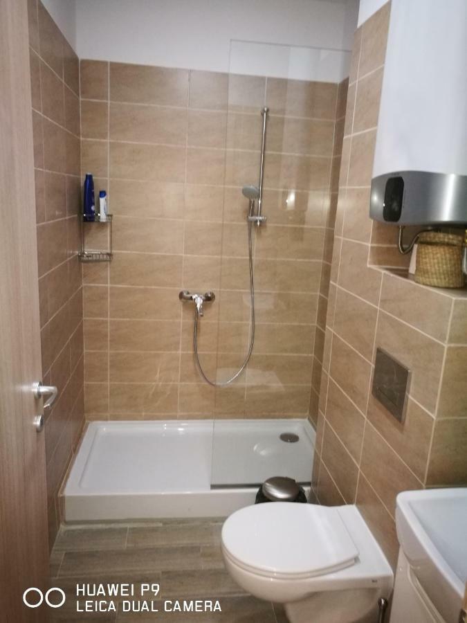 Luxury Studio 42 De Silva Mamaja Zewnętrze zdjęcie