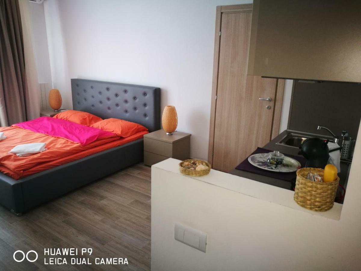 Luxury Studio 42 De Silva Mamaja Zewnętrze zdjęcie